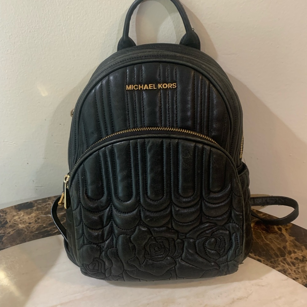 !! SOLD!!Michael Kors Abbey Backpack - Picture 2 of 13